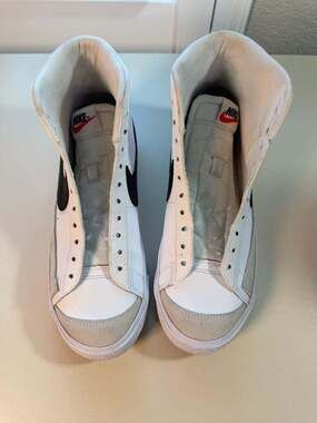 Nike Blazer Mid '77 Vintage White Black Size 7Y or 8.5 W
